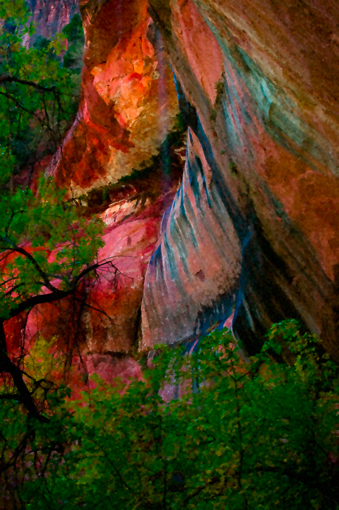 The Amphitheater at Emerald Pool